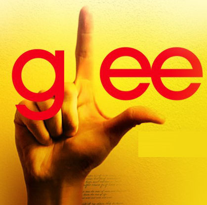 http://brettberk.com/wp-content/uploads/2009/11/glee_logo.jpg